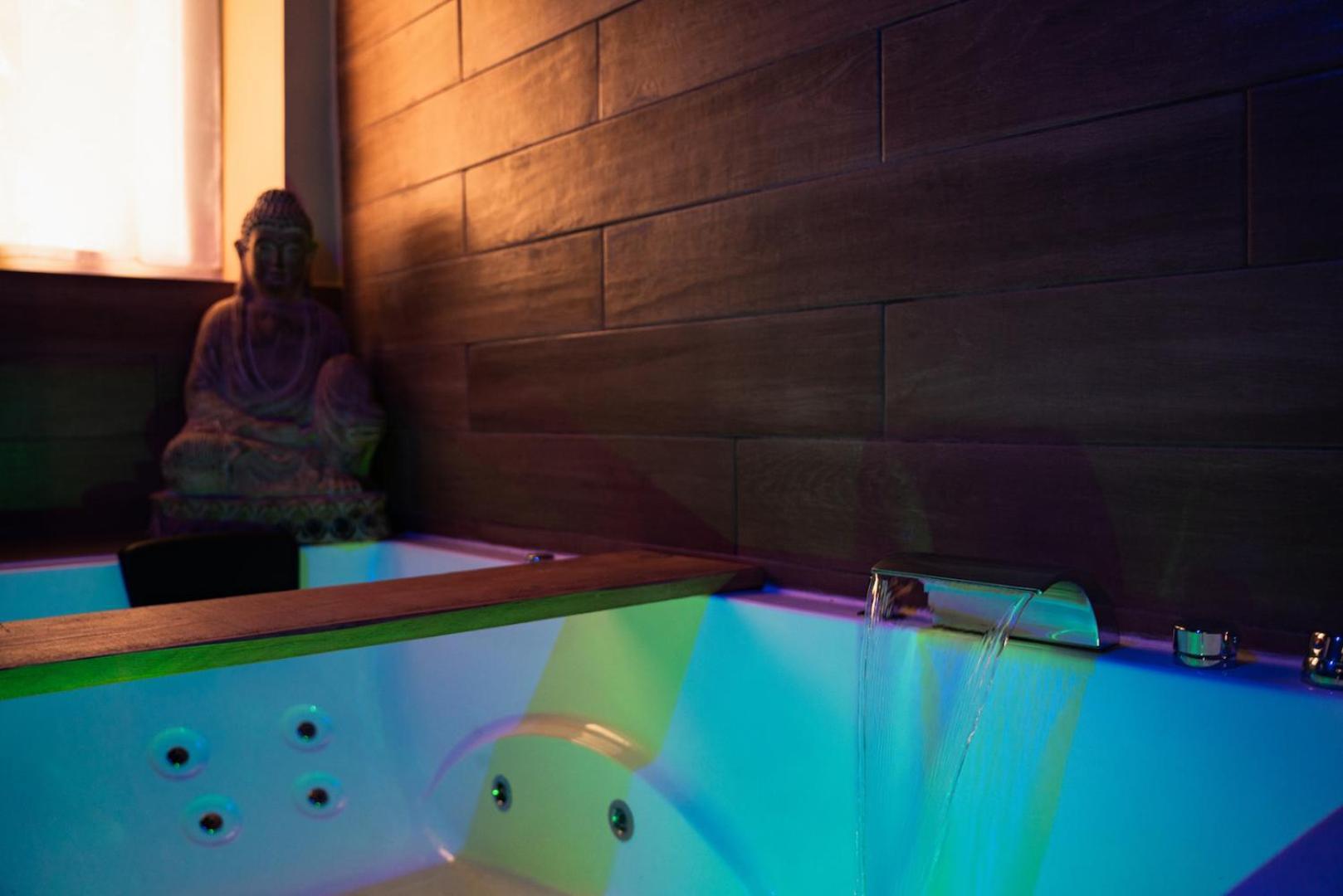 Le Balneo Jacuzzi Vieil Antibes Safranier Apartment Ngoại thất bức ảnh